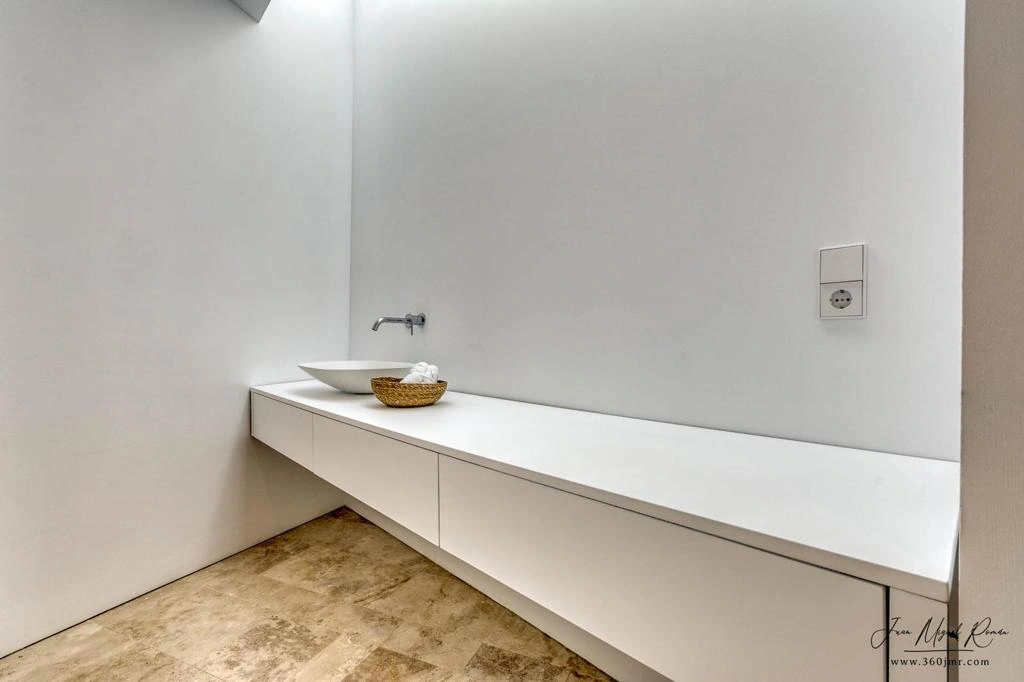 Preciosa villa moderna con un diseño único en venta en Benissa