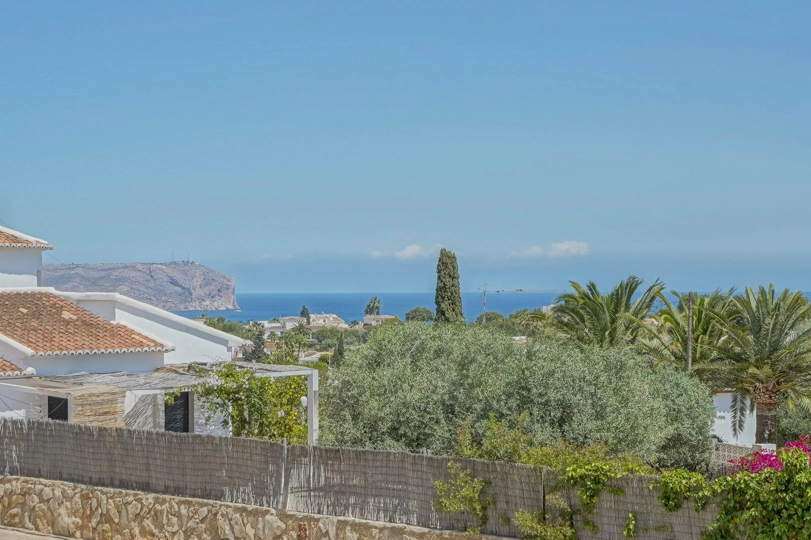 Villa de nueva construcción con vistas al mar en venta en Jávea