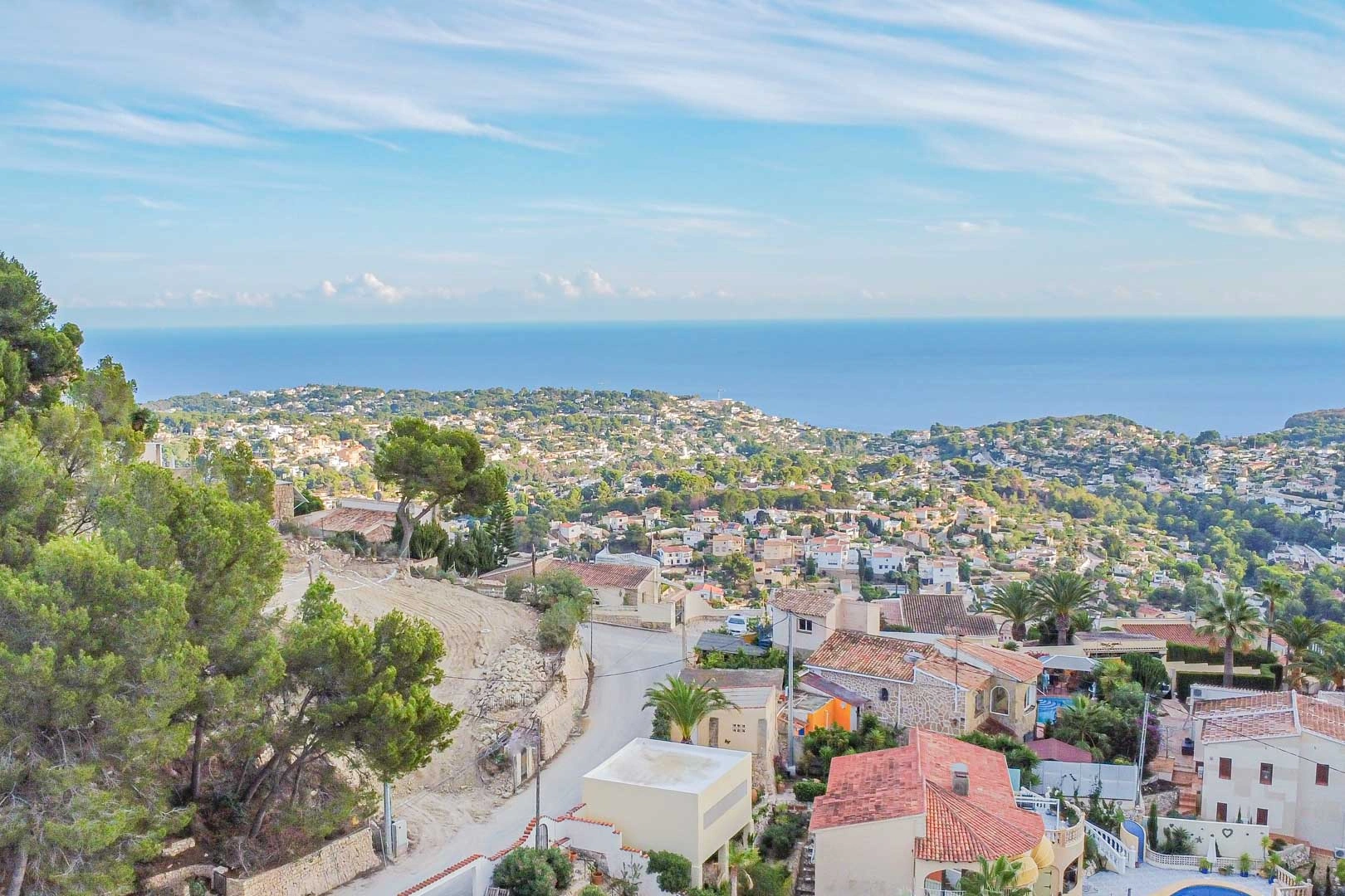 Exklusives Anwesen im Bau, mit herrlichem Blick auf das Meer und den Peñón de Ifach.
