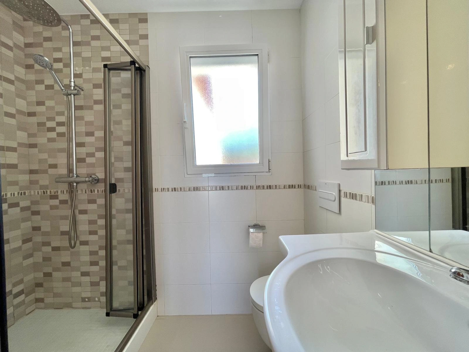 Villa avec 4 chambres à vendre à Dénia, proche des commerces et du centre-ville.