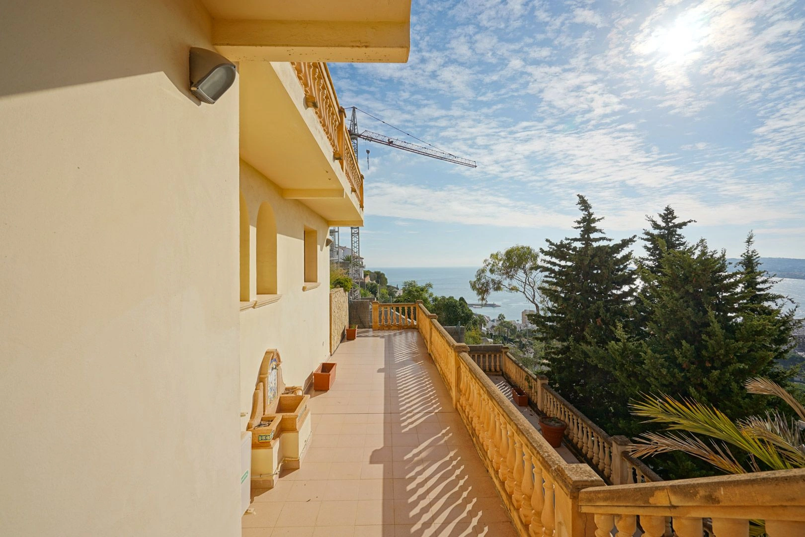 Villa met prachtig uitzicht op zee te koop in La Corona, Jávea