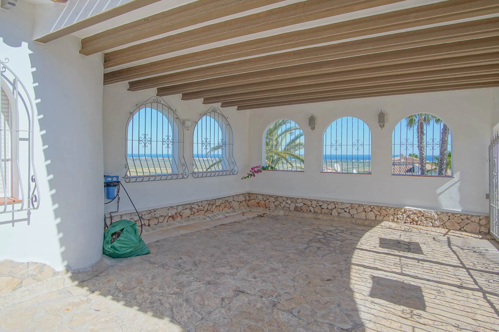 Villa con vistas al mar a la venta en Monte Pego