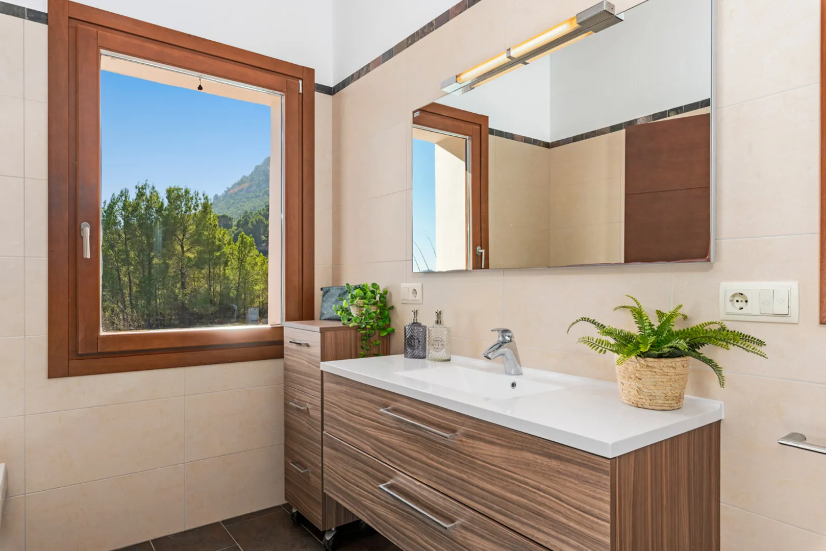 Preciosa finca con vistas al mar en venta en Oltamar, Calpe