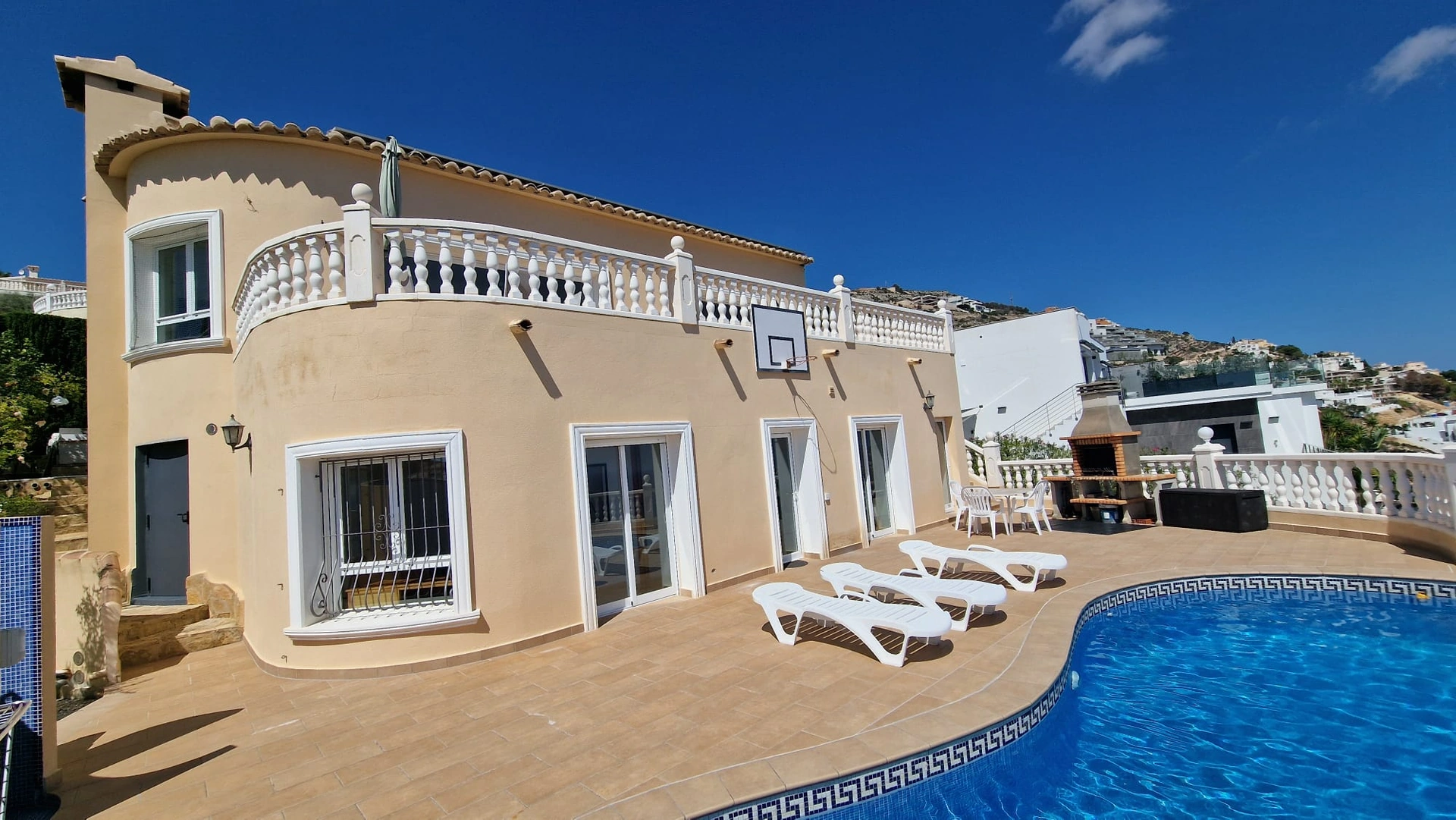 Frei stehendes Haus in Cumbre del Sol, Benitachell