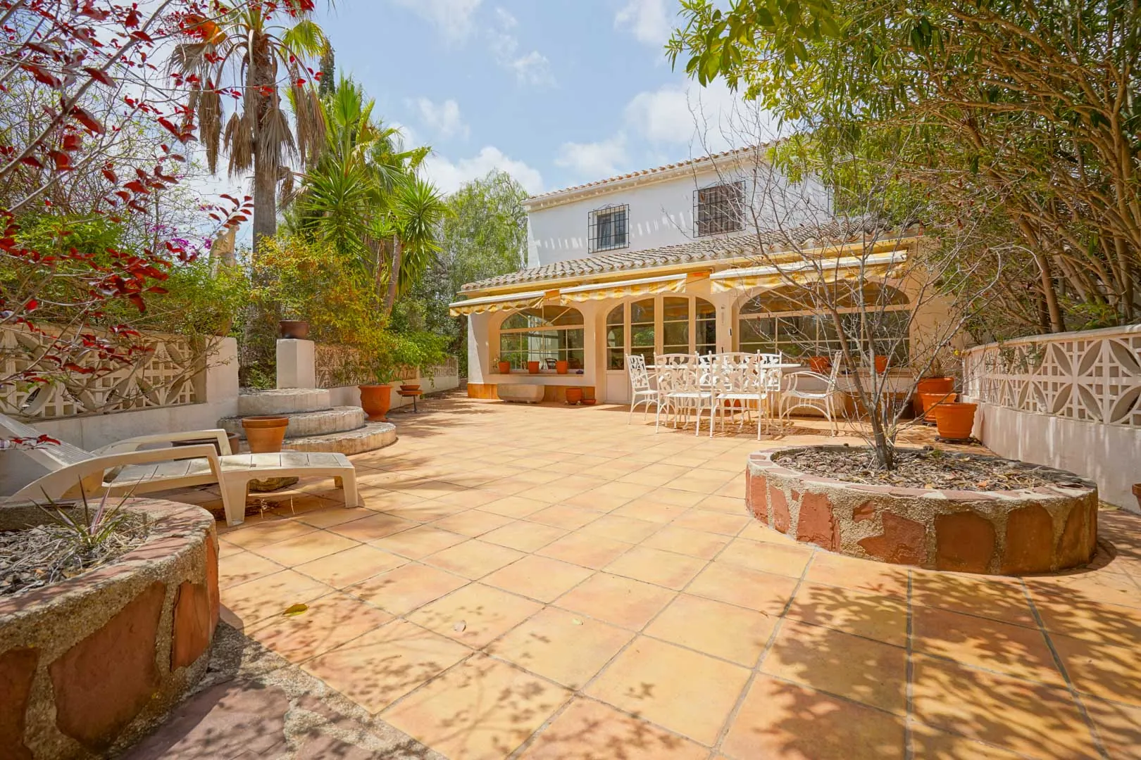 Villa traditionnelle avec maison d’hôtes à vendre à Jávea