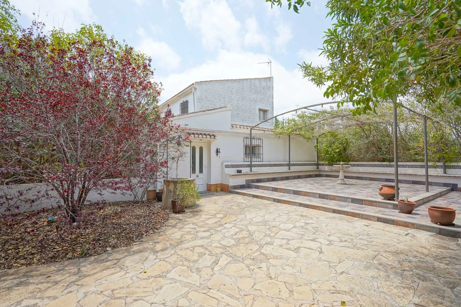 Villa traditionnelle avec maison d’hôtes à vendre à Jávea