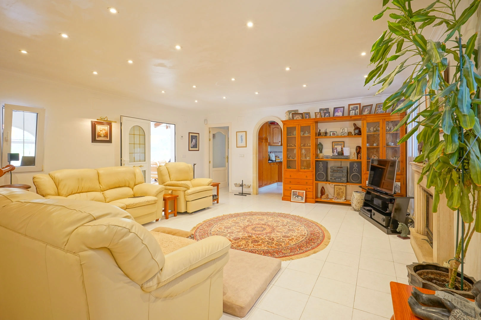 Villa traditionnelle avec maison d’hôtes à vendre à Jávea