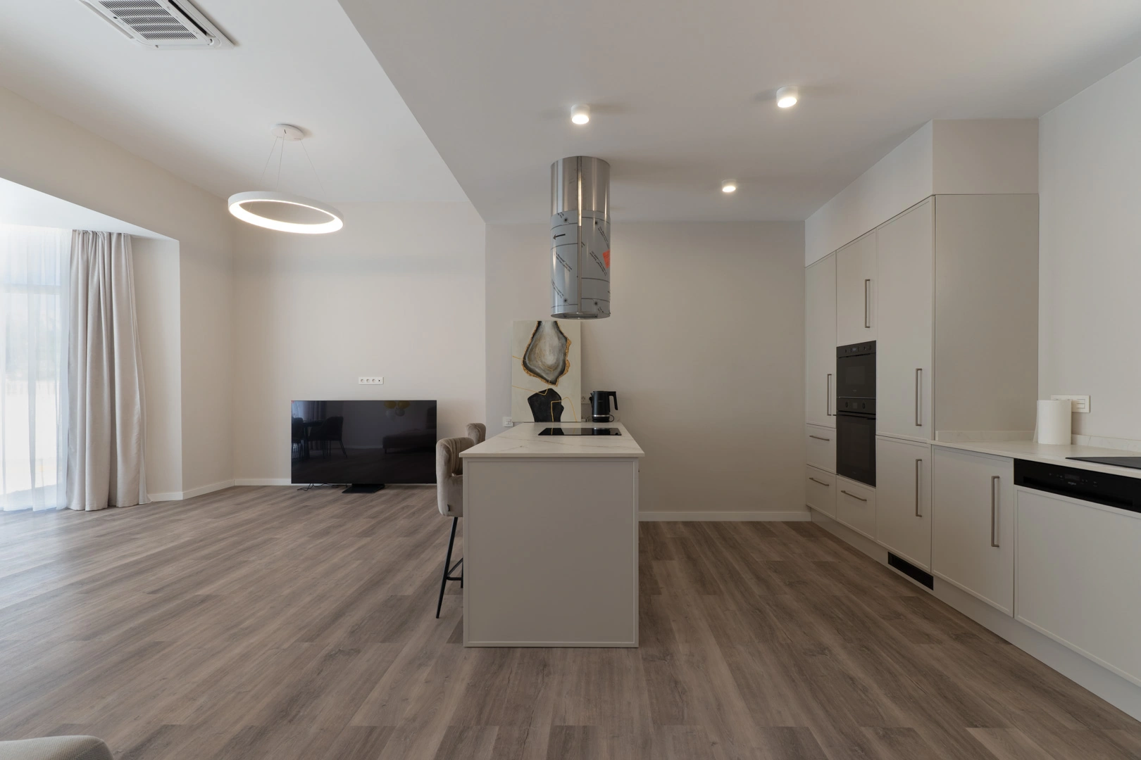 Villa moderna aún por terminar en venta en Calpe.