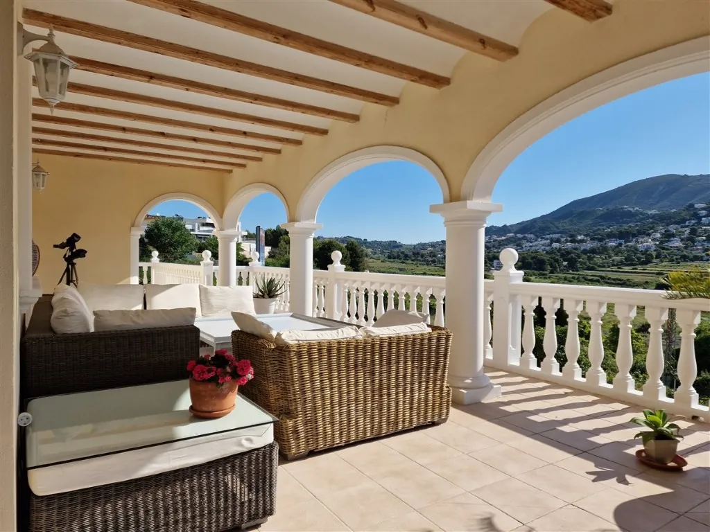 Exclusive traditional villa for sale in Moraira. A Haven of Tranquility Just Minutes From Downtown and the Beach
