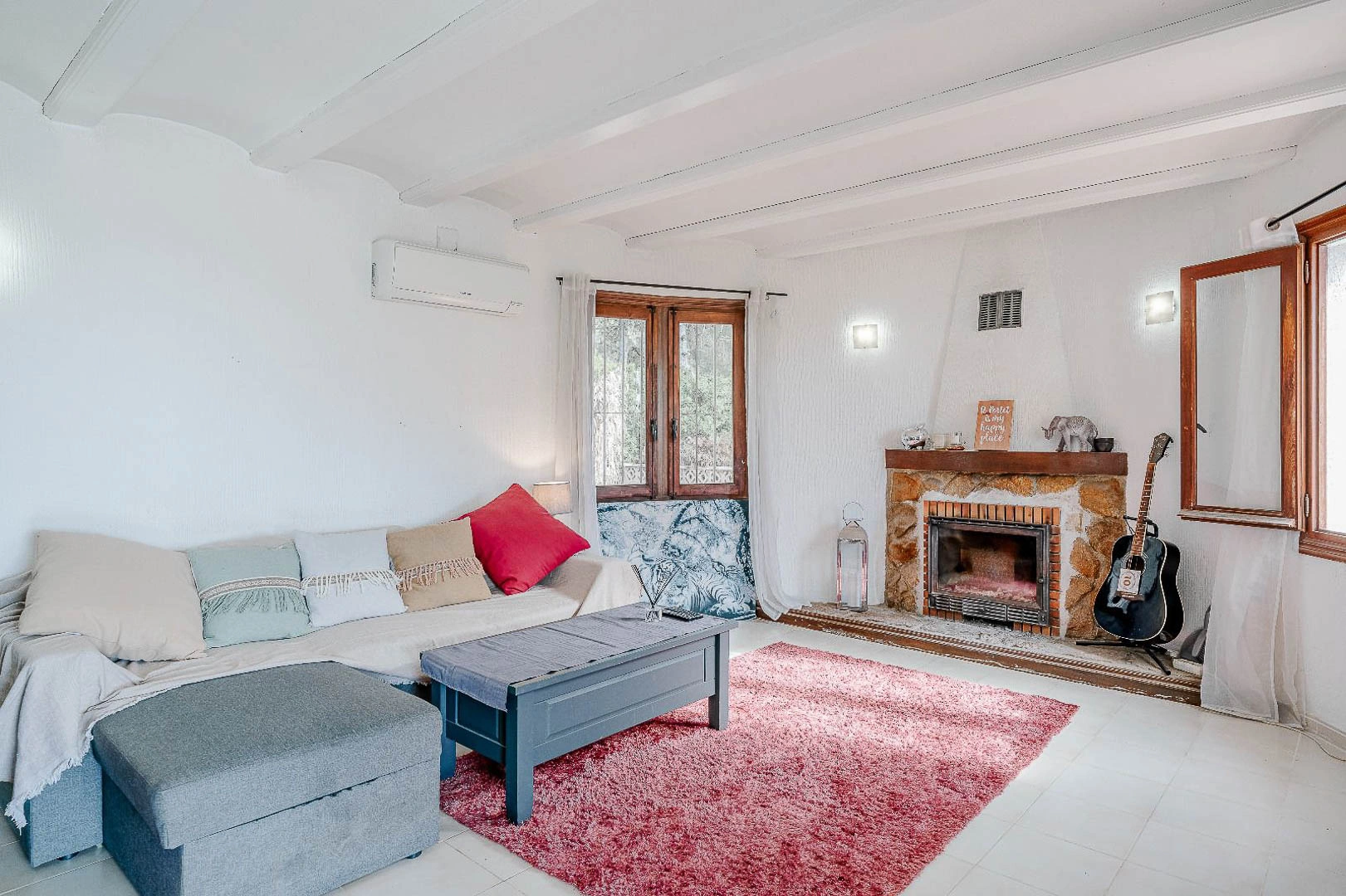 Charming villa for sale in Moraira with 2 bedrooms and a private pool.