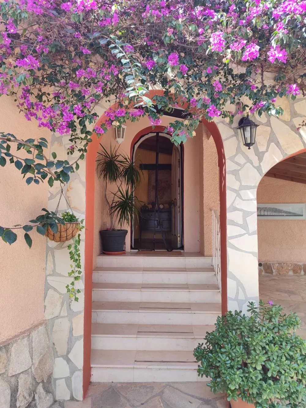 Charmante Villa auf einer Ebene in Calpe