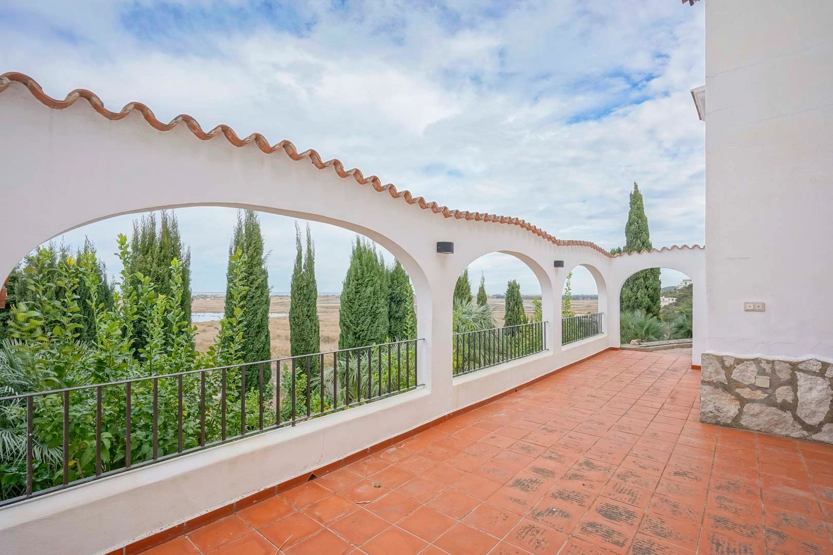 Gran chalet con casa de invitados en venta en Monte Pego