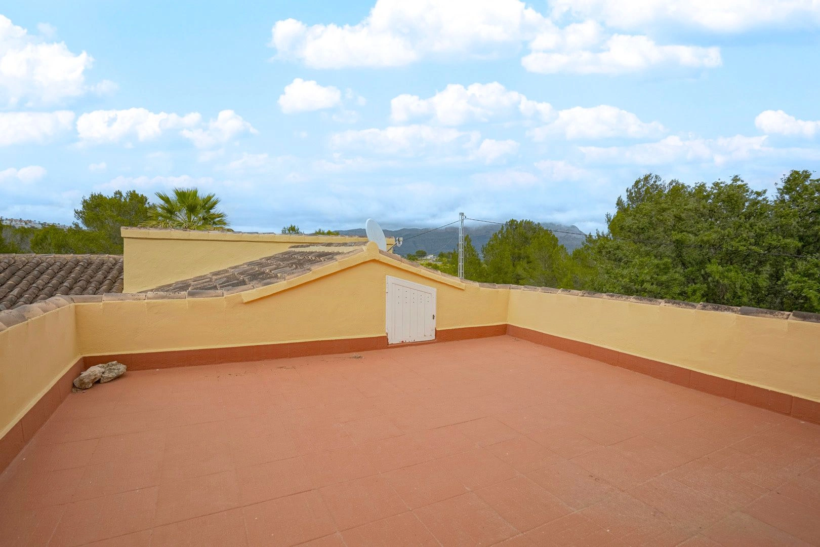villa en gran parcela en venta en Gata de Gorgos