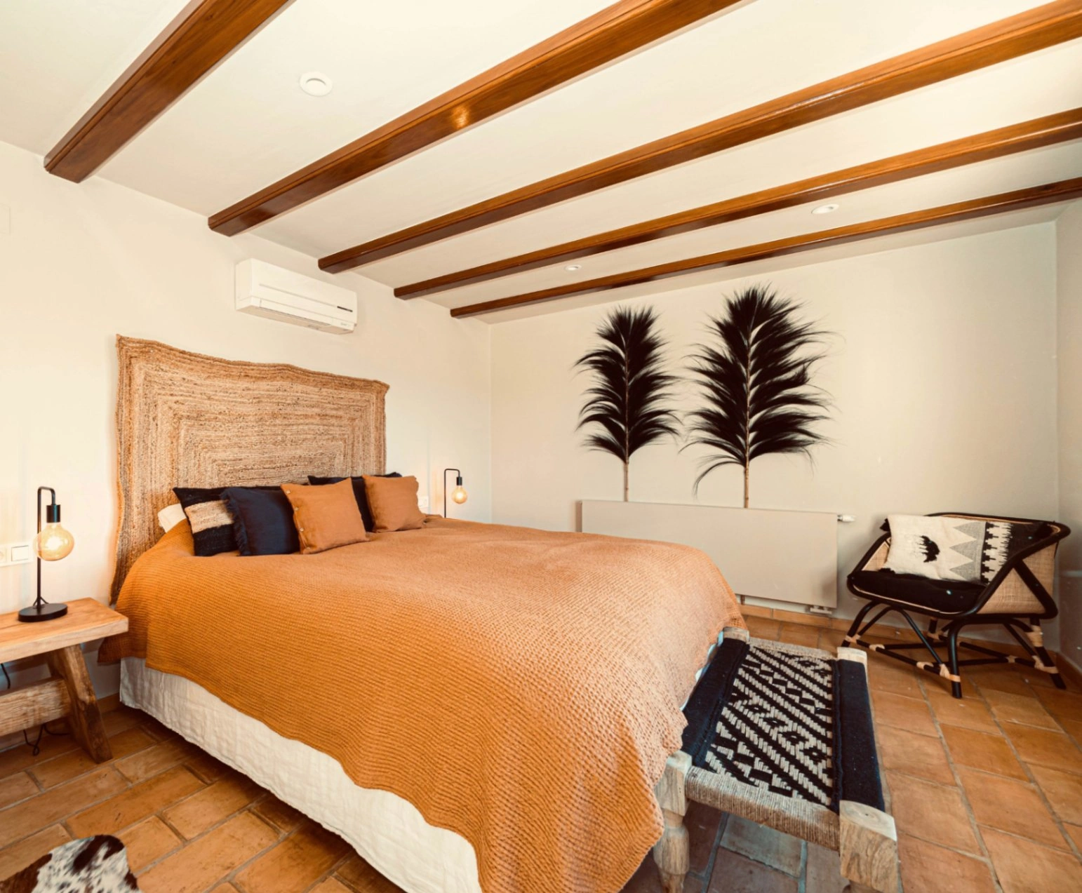 Wunderschöne, renovierte Villa mit 5 Schlafzimmern zu verkaufen in Montgó, Jávea.