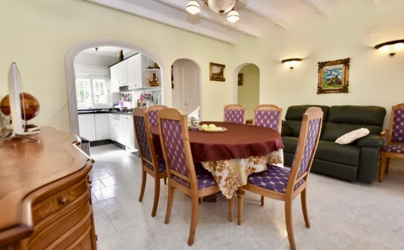 Villa with independent apartment for sale in Jávea