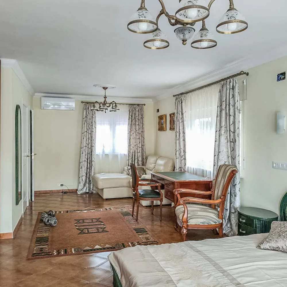 Villa with independent apartment for sale in Jávea