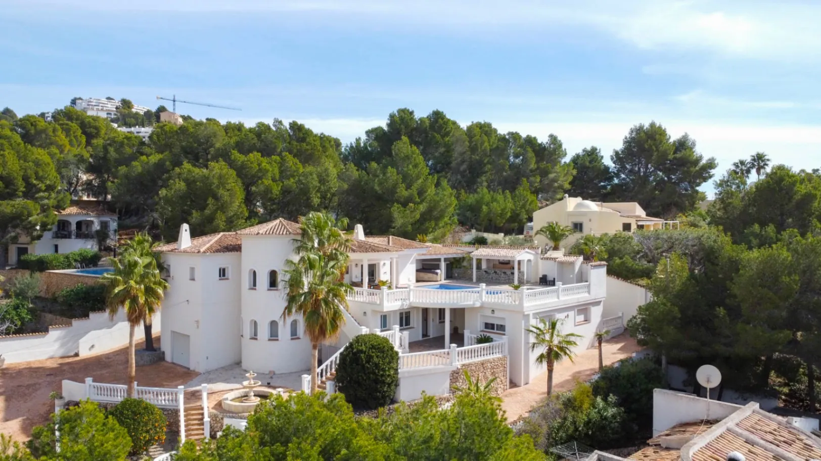 AR55112 - Eccezionale villa mediterranea con vista panoramica ad Altea