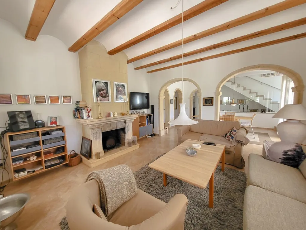 Exclusive traditional villa for sale in Moraira. A Haven of Tranquility Just Minutes From Downtown and the Beach