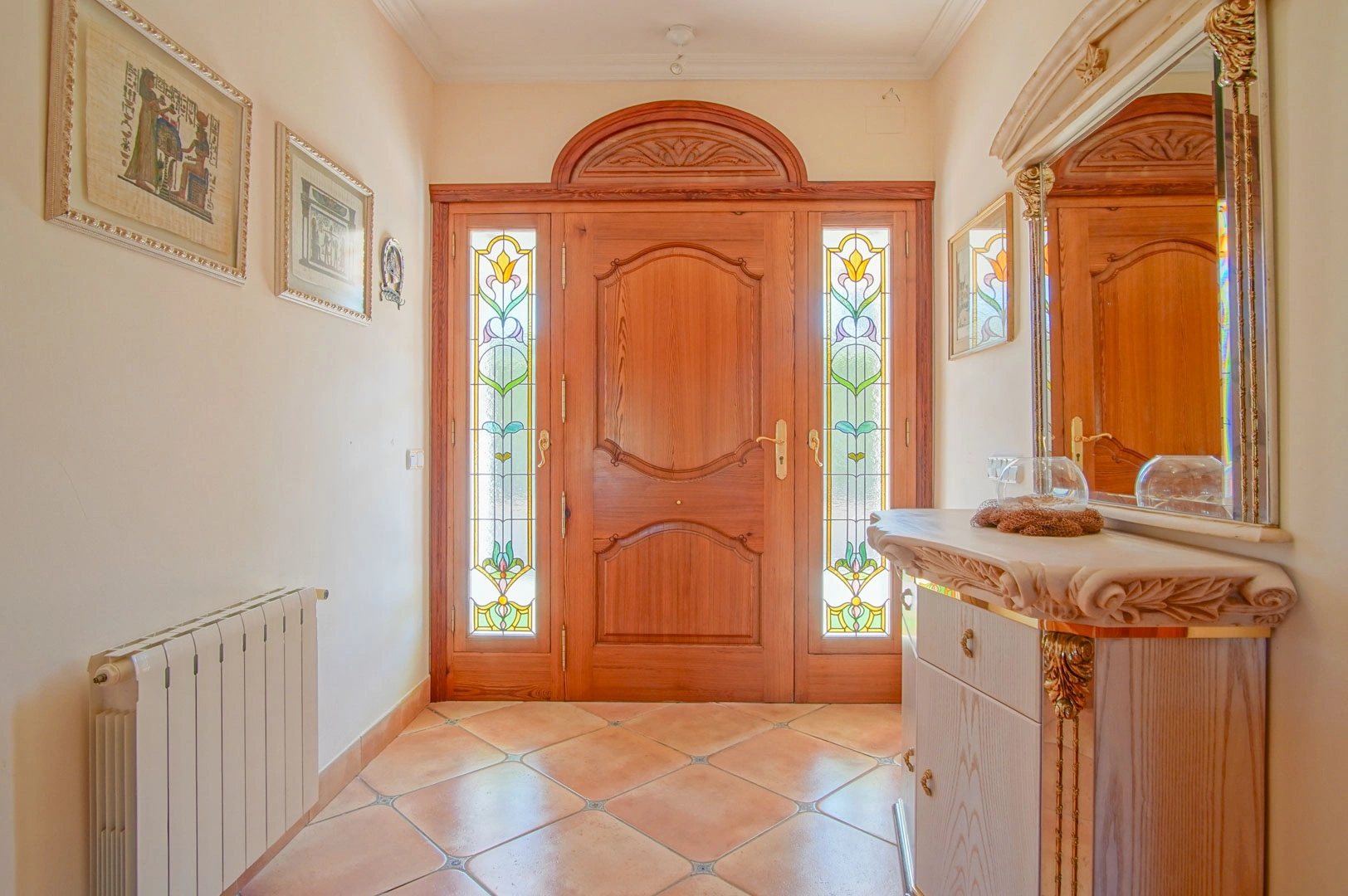 Villa con 3 casas de invitados en venta en Benissa