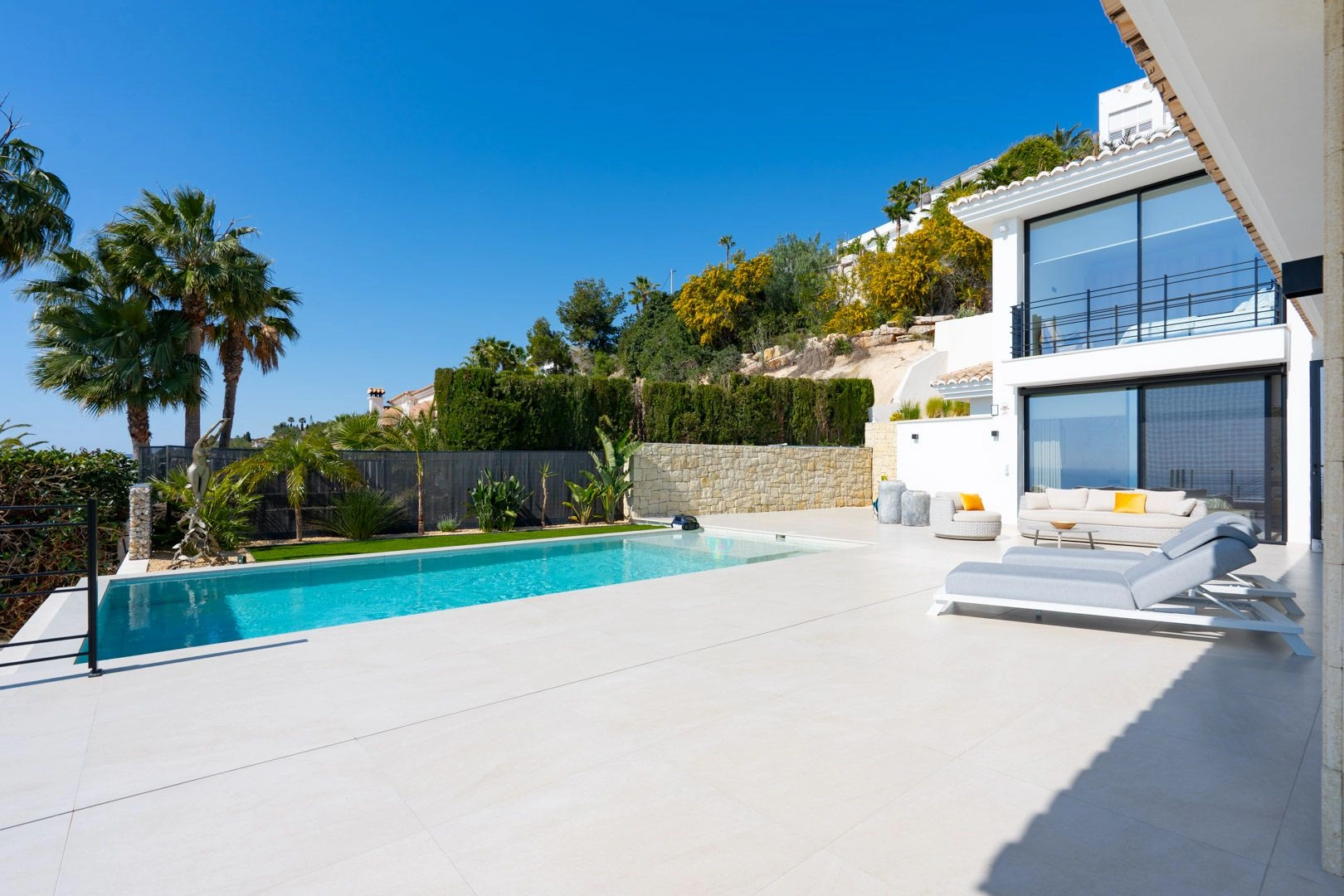 Impresionante villa mediterránea de lujo con vistas al mar en venta en Benissa