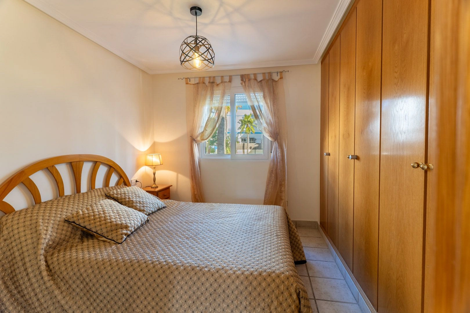 Exclusive triplex just a step away from Arenal: comfort, lifestyle, and unbeatable location.
