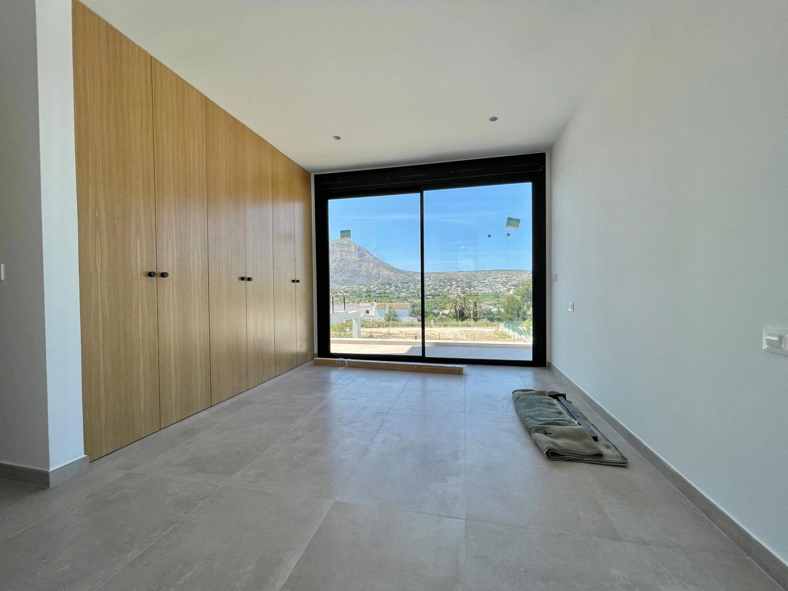 Villa de obra nueva con 3 dormitorios en venta en Javea
