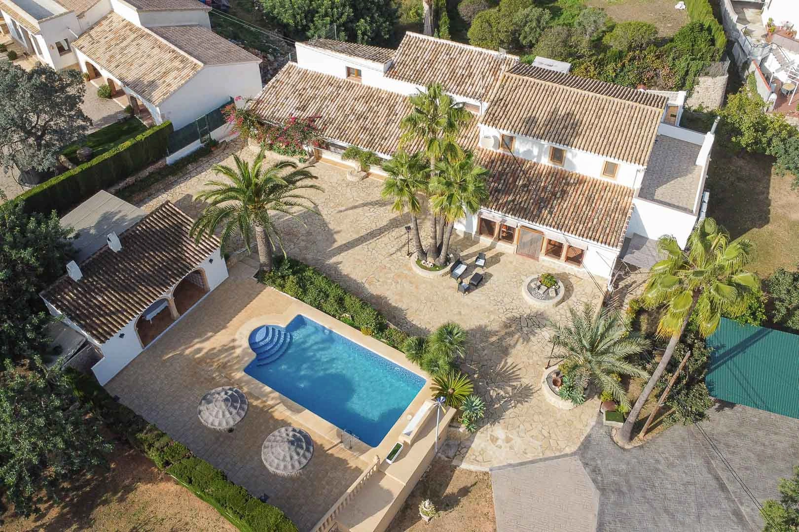 Charmante Villa im traditionellen Stil in der prestigeträchtigen Gegend von Puchol zum Verkauf in Jávea