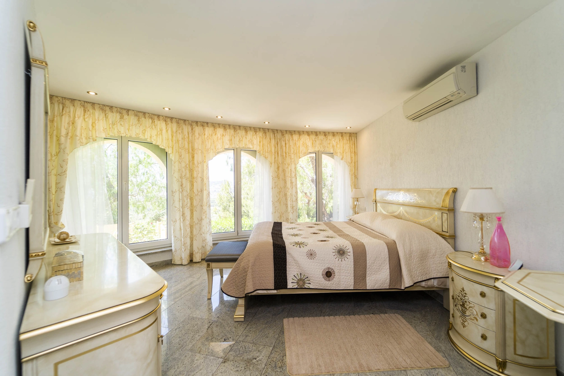 Grande villa traditionnelle avec vue sur la mer à vendre à Calpe