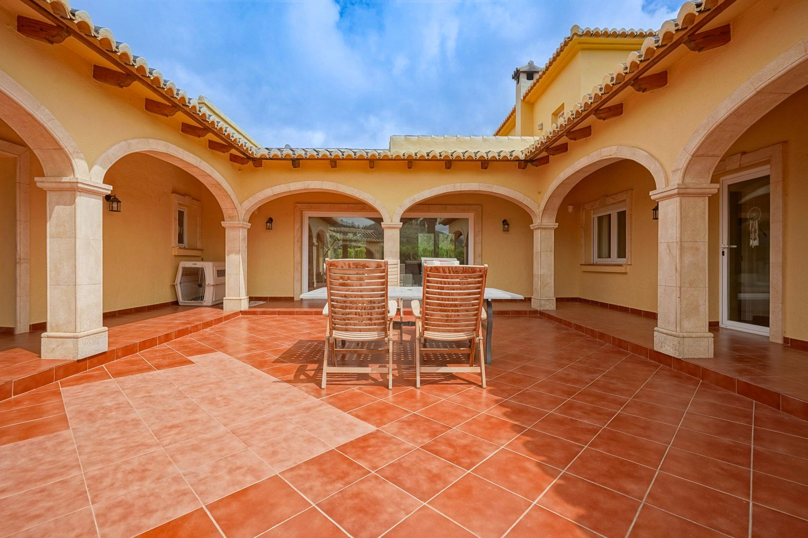 villa en gran parcela en venta en Gata de Gorgos