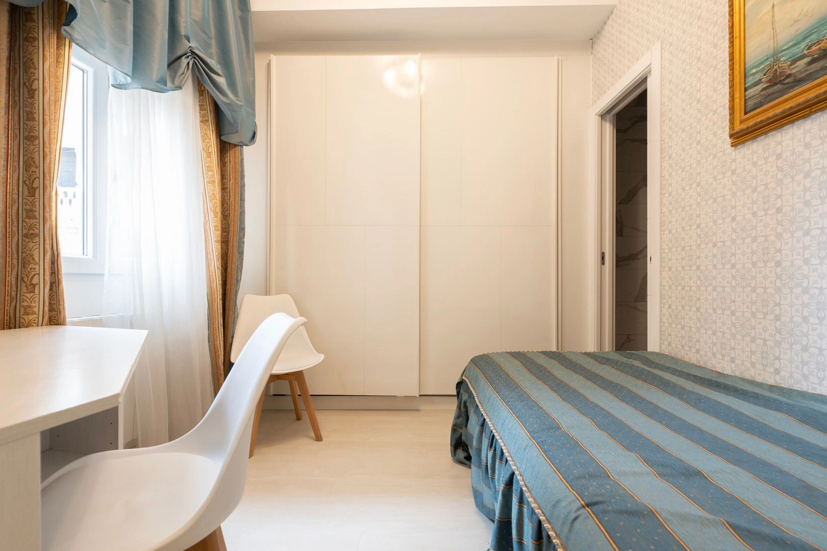 Apartamento de dos dormitorios en primera línea en venta en Altea