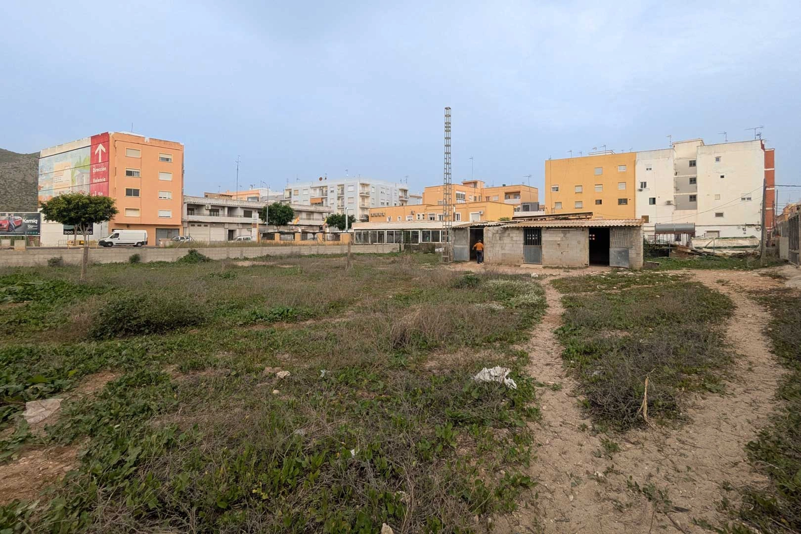 Parcela urbana a la venta en el vergel.
