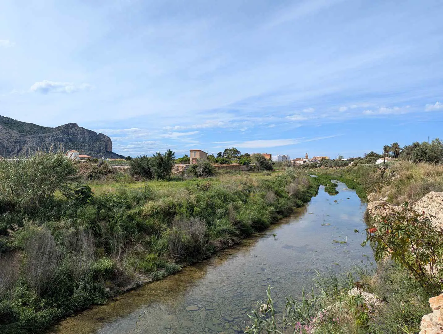 Parcela urbana a la venta en el vergel.