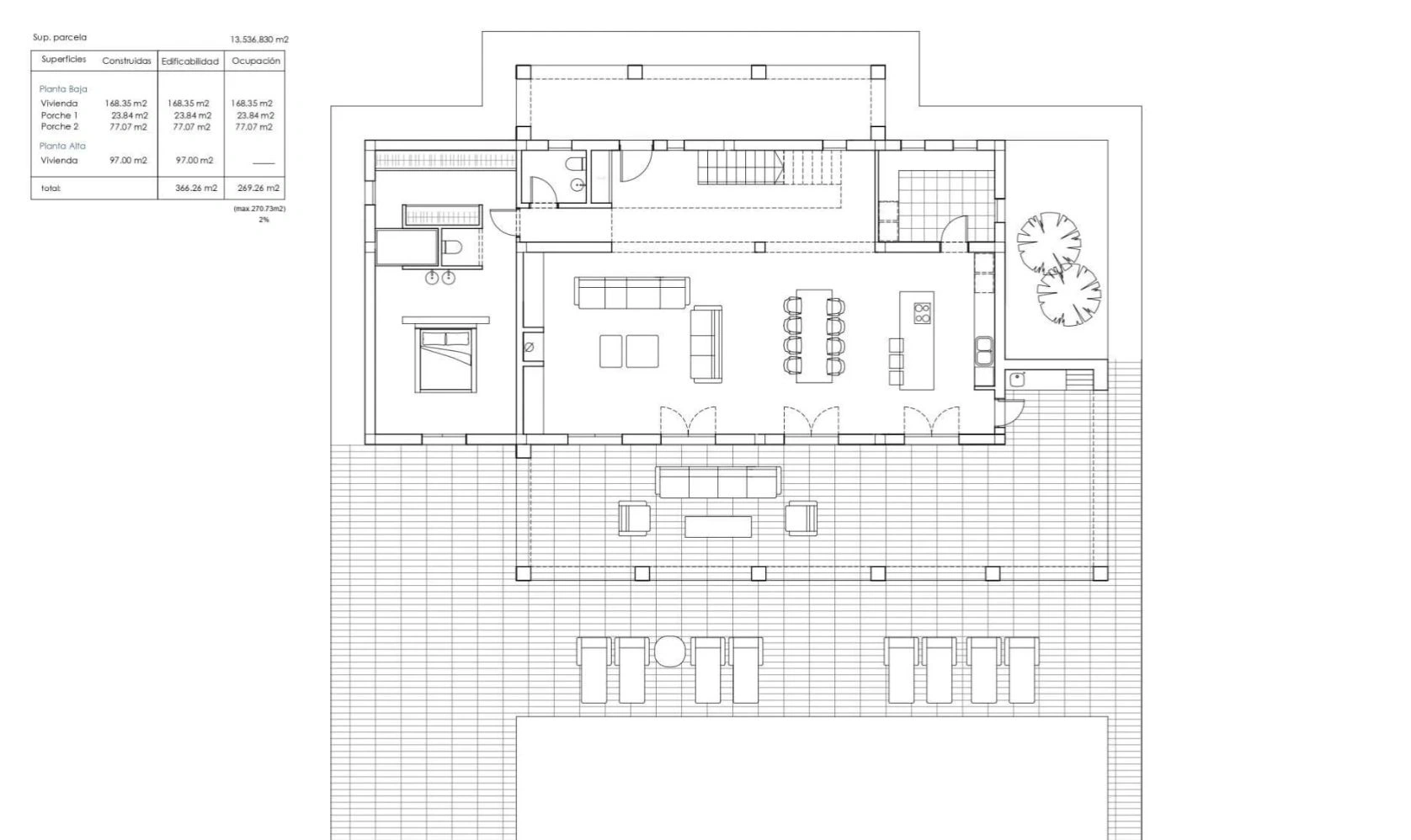 Villa mediterránea con piscina y amplios espacios en Moraira
