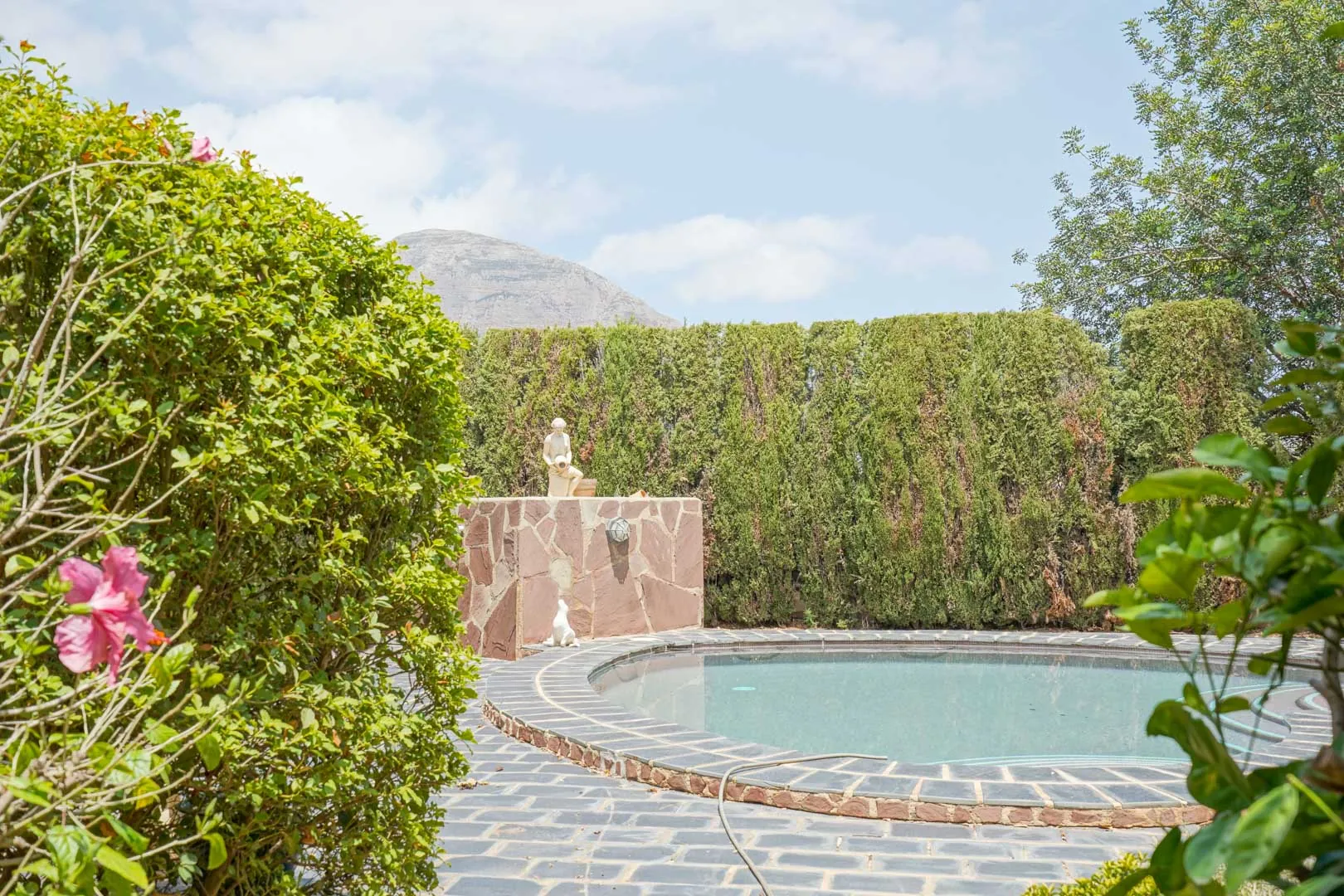 Villa traditionnelle avec maison d’hôtes à vendre à Jávea