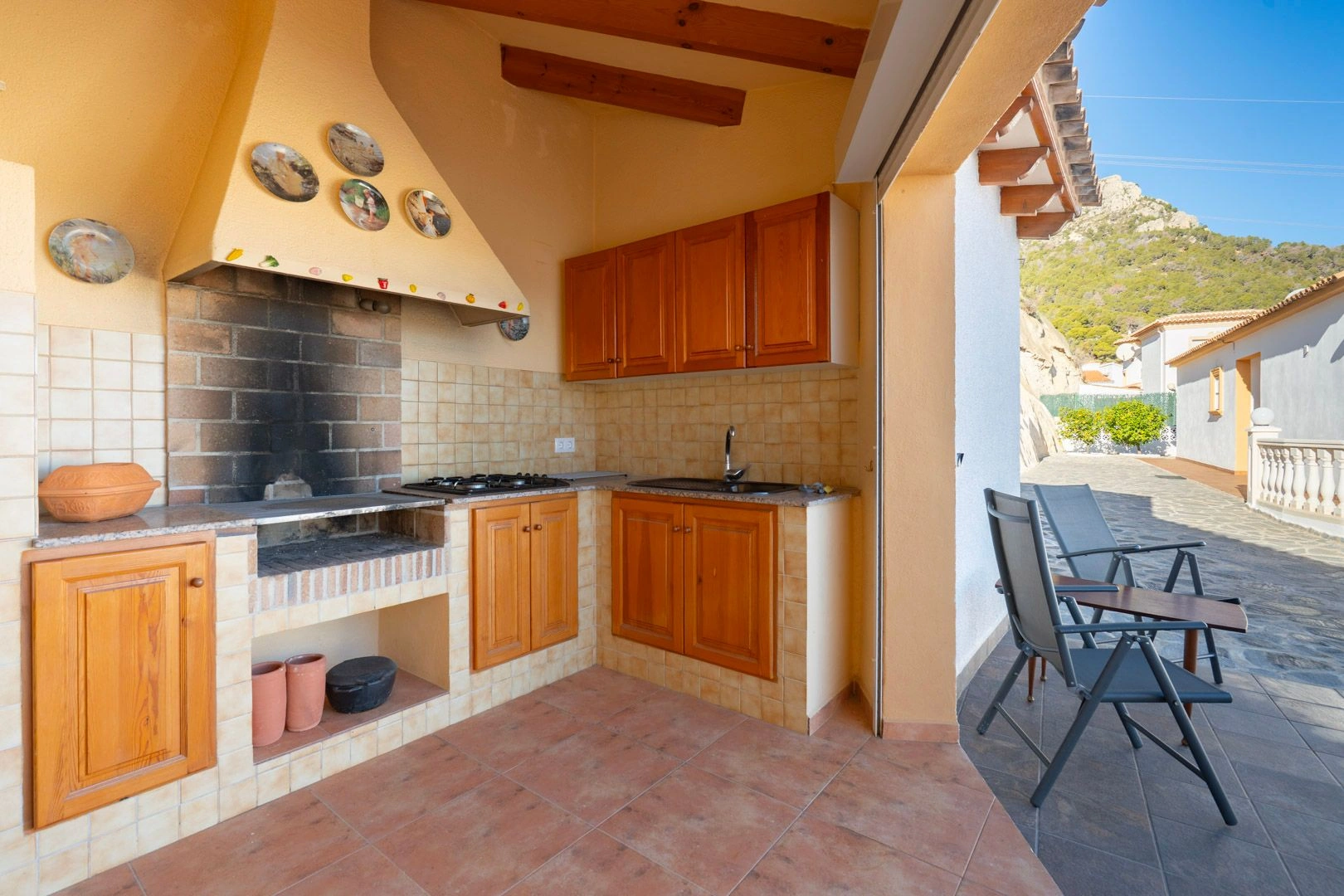 Villa con casa de invitados y vistas panoramicas al mar en venta en Calpe