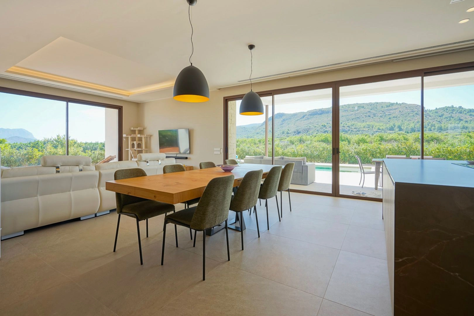 Villa moderna en gran parcela en venta en Beniarbeig