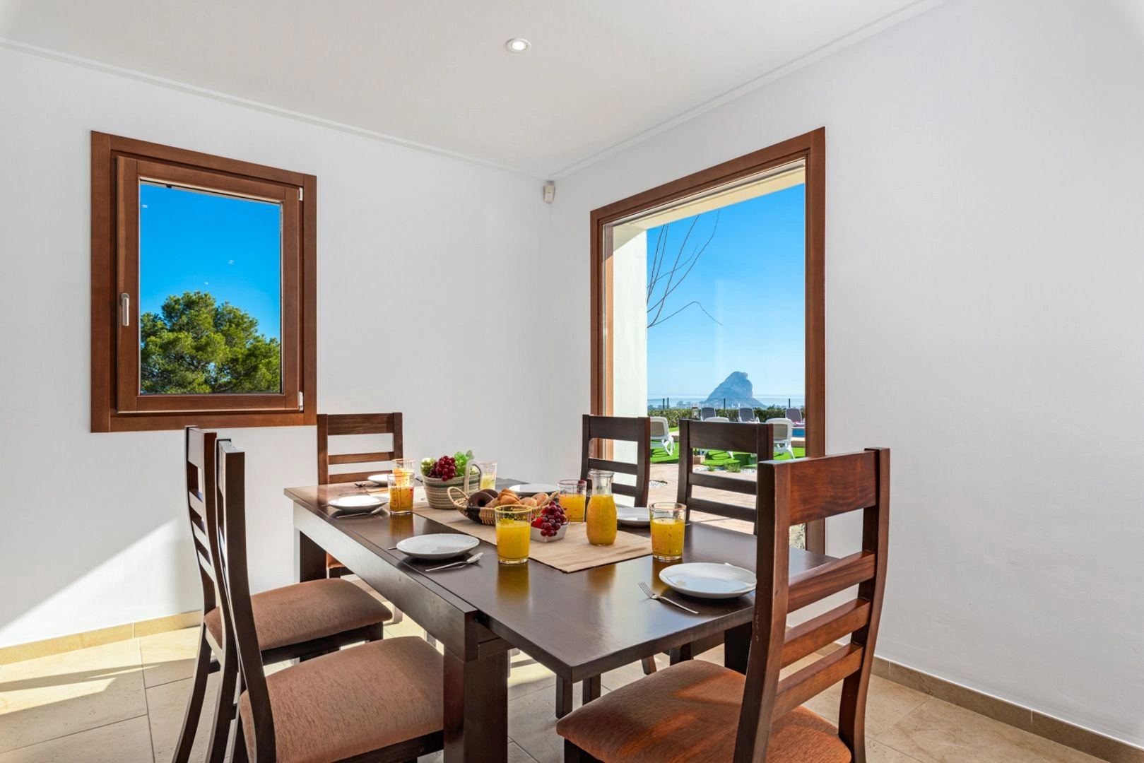 Preciosa finca con vistas al mar en venta en Oltamar, Calpe