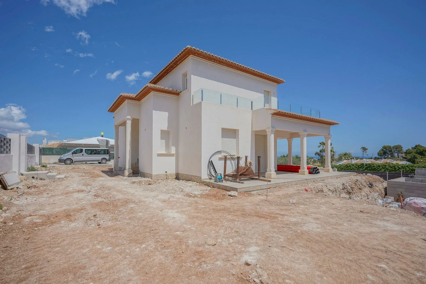 Villa de nueva construcción con vistas al mar en venta en Jávea