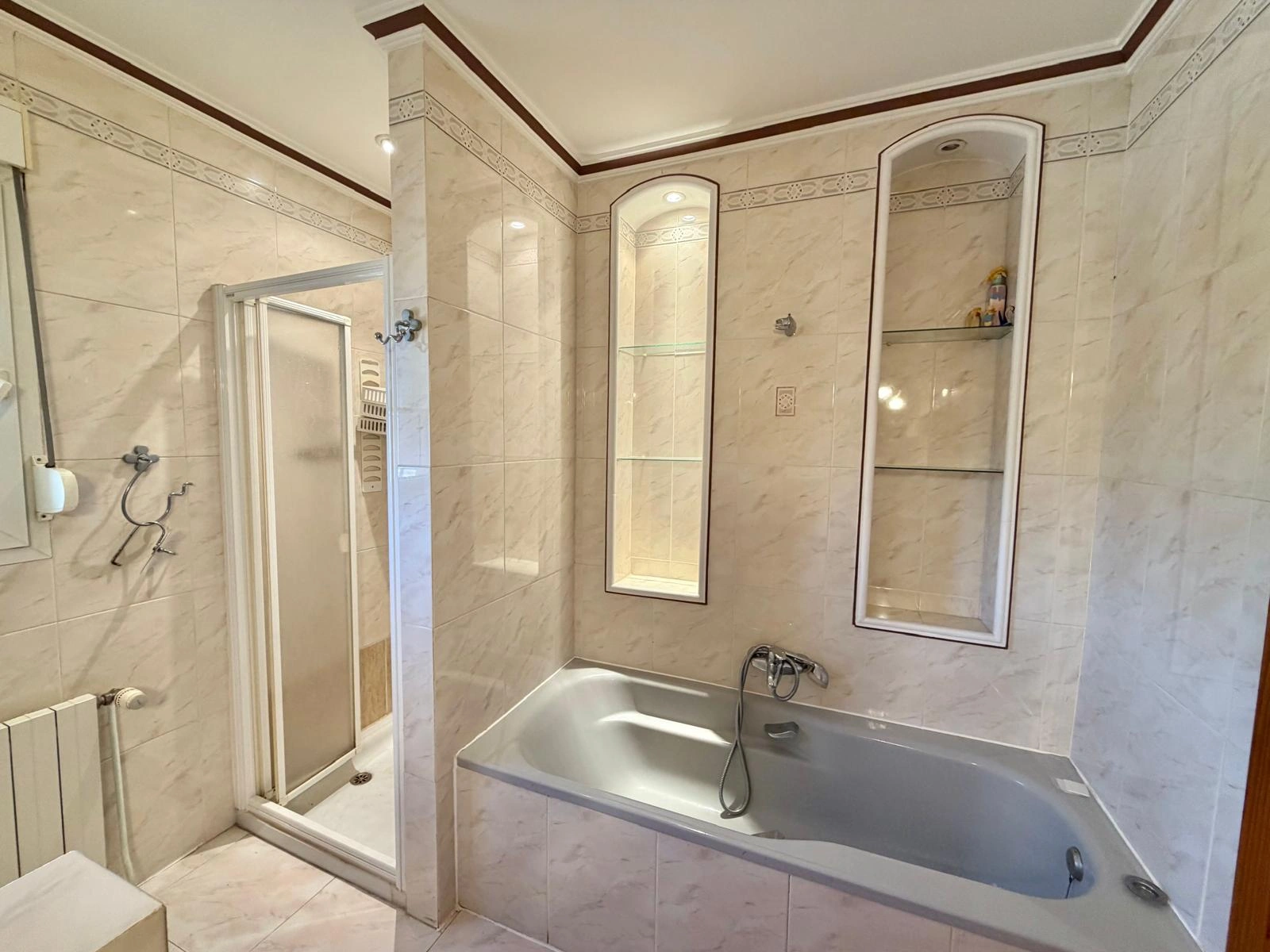 Villa de Ensueño en venta, en Plena Naturaleza con Apartamento de Invitados