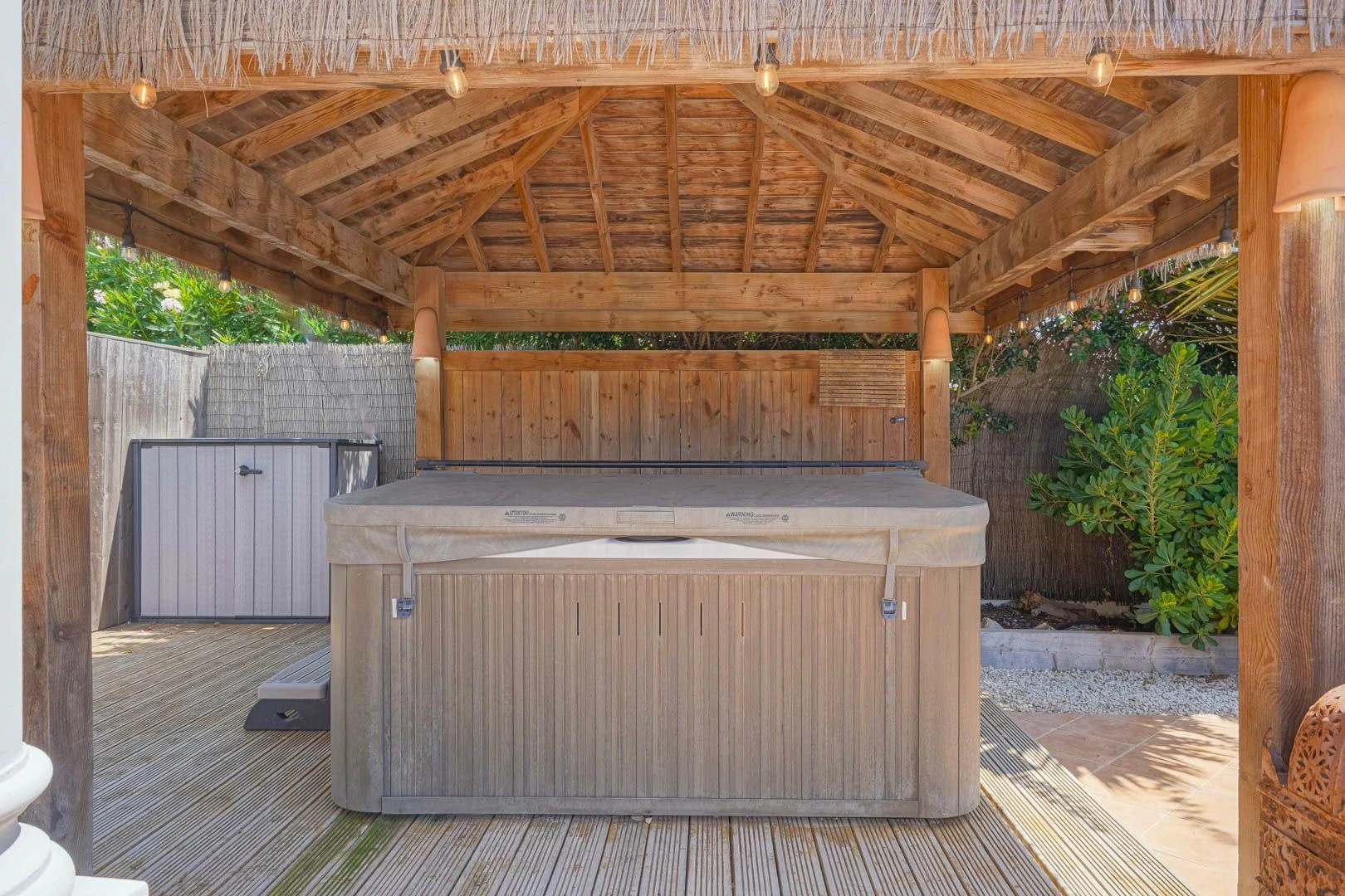 Villa rénovée de plain-pied avec jardin et piscine à Costa Nova, Jávea