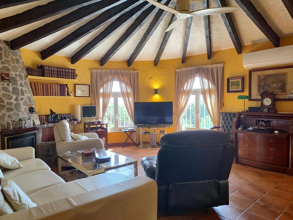 Charmante Villa auf einer Ebene in Calpe