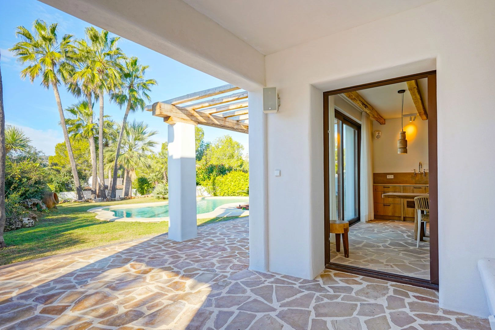 Lujosa villa mediterránea de nueva construcción en venta en Benissa