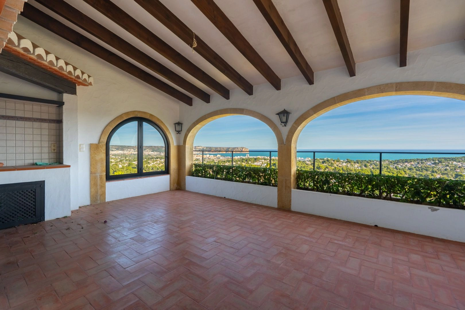 Mediterraanse villa met panoramisch uitzicht op zee te koop in Jávea