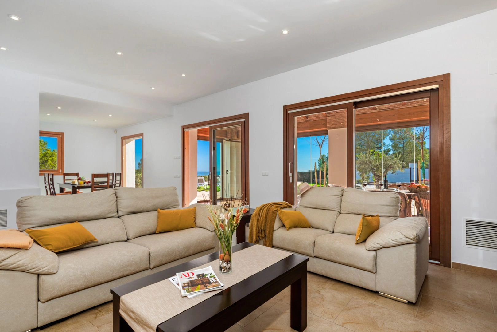 Preciosa finca con vistas al mar en venta en Oltamar, Calpe