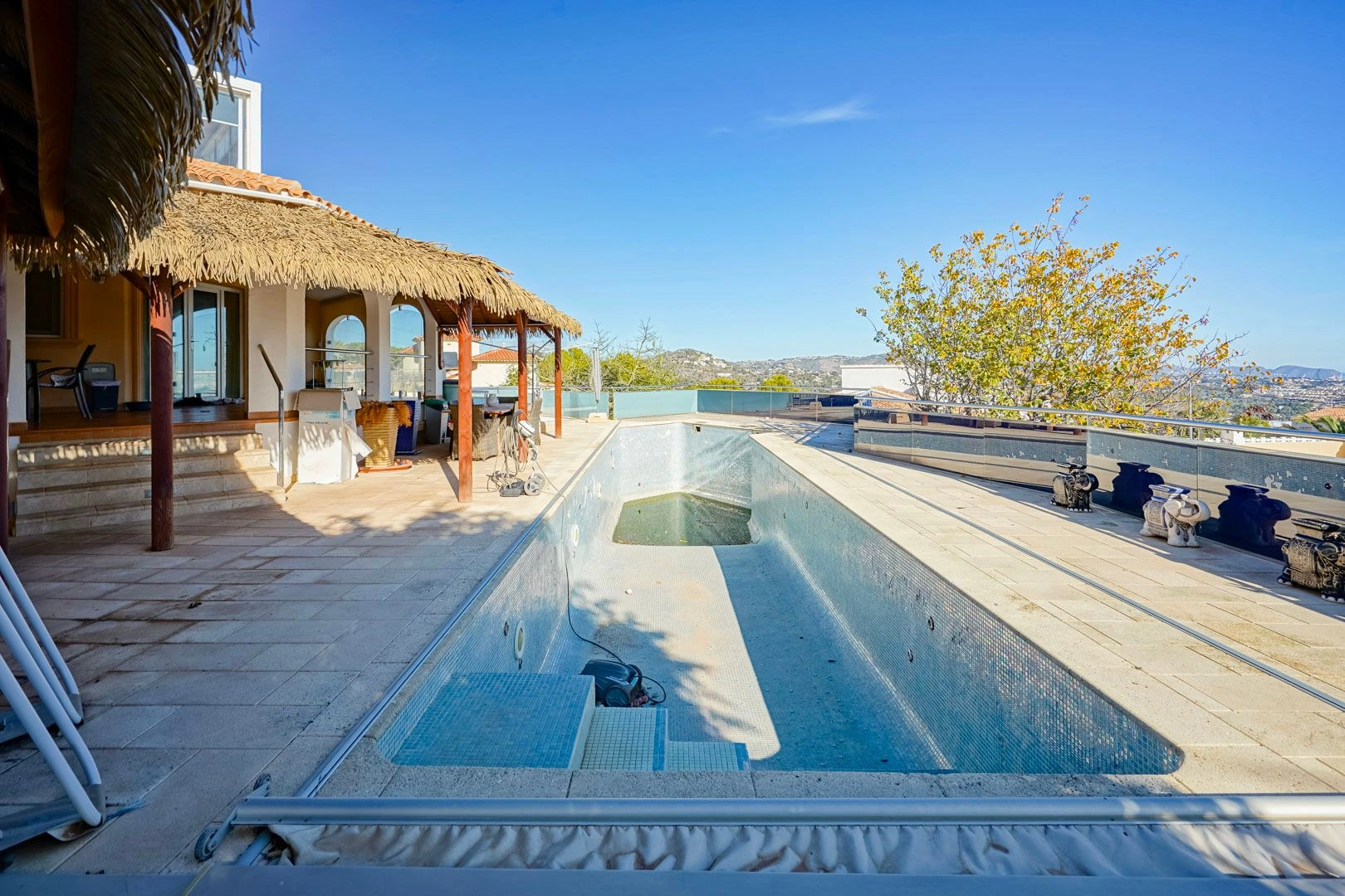 Villa con vistas panoramicas al mar en venta en Calpe