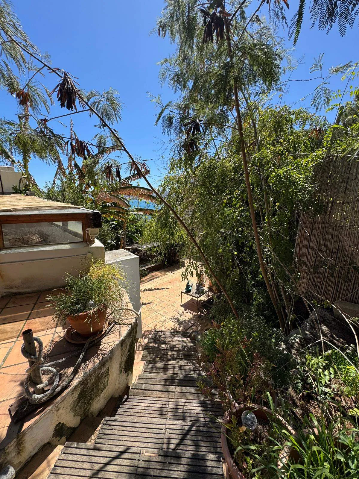 Se vende casa independiente en el puerto de Javea
