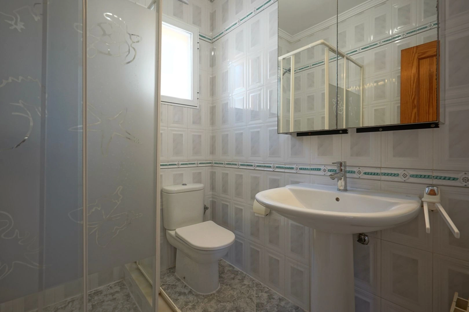 Villa con casa de invitados y vistas panoramicas al mar en venta en Calpe