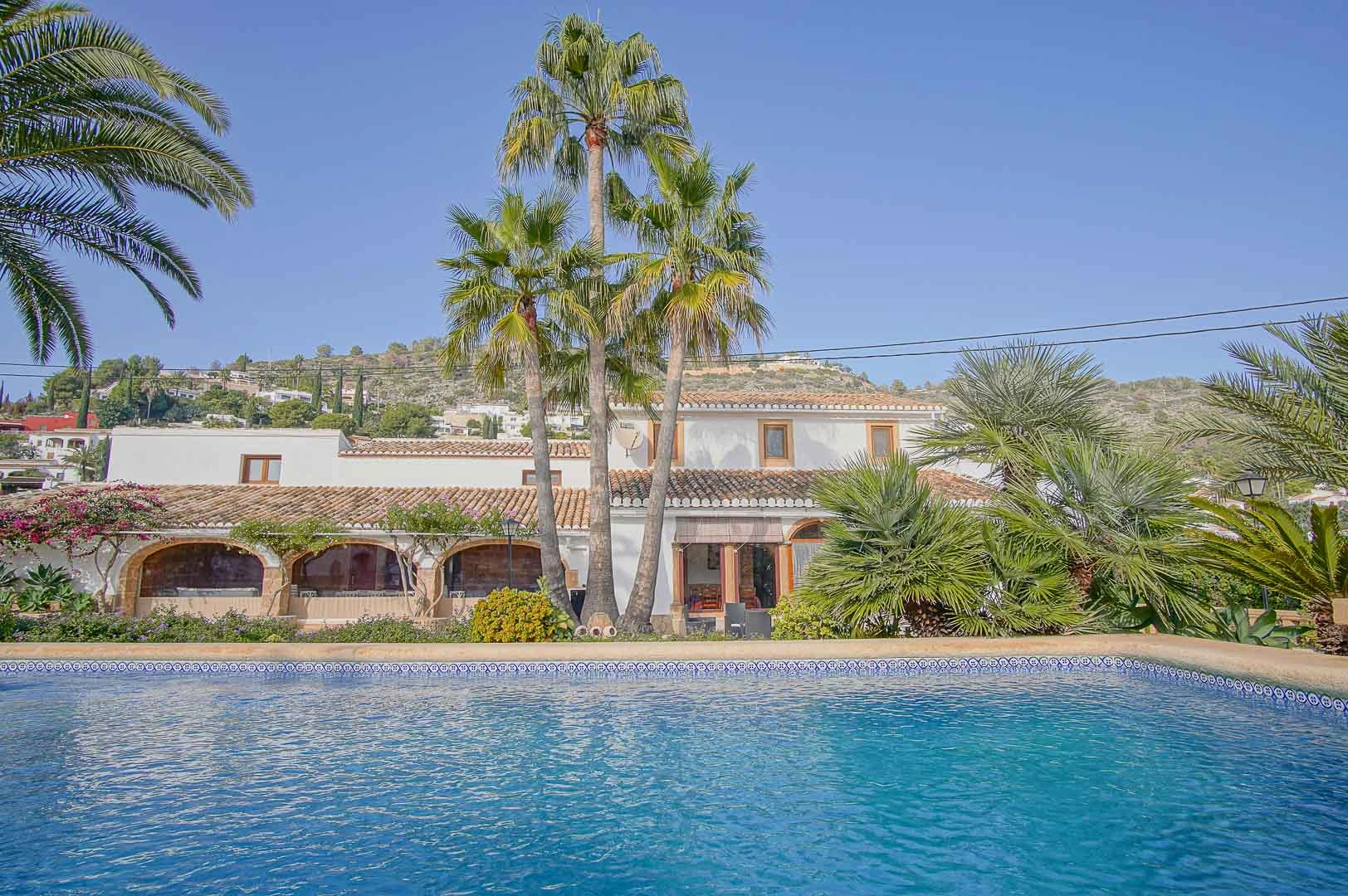 Charmante Villa im traditionellen Stil in der prestigeträchtigen Gegend von Puchol zum Verkauf in Jávea