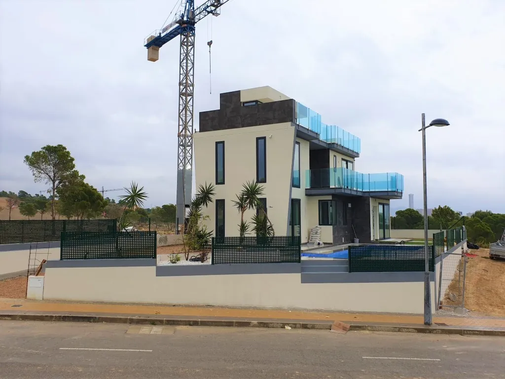 Venta. Villa / Chalet en Finestrat