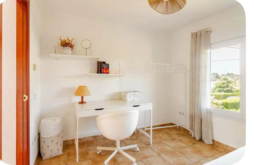 Charmante villa à vendre avec jardin et piscine privée à Cap Martí, Jávea – Costa Blanca